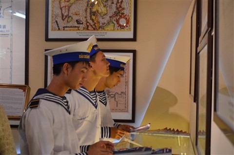 Ausstellungen über Inselgruppen Hoang Sa und Truong Sa im Ausland - ảnh 1
