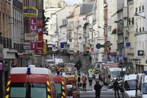 Frankreich wird hundert Millionen Euro für Sicherheitsvorkehrungen ausgeben - ảnh 1