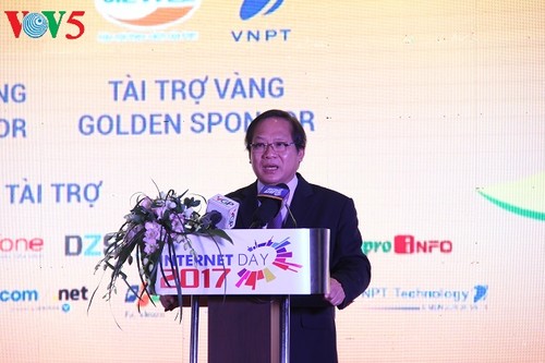 20. Jahrestag der Entstehung des Internets in Vietnam - ảnh 1