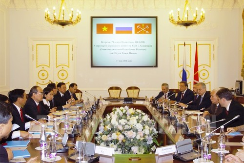 Ho Chi Minh Stadt und Sankt Petersburg verstärken Zusammenarbeit - ảnh 1