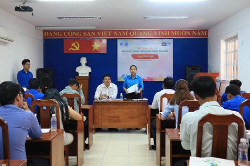 Wandmalereiwettbewerb “Ich liebe mein Vaterland” - ảnh 1