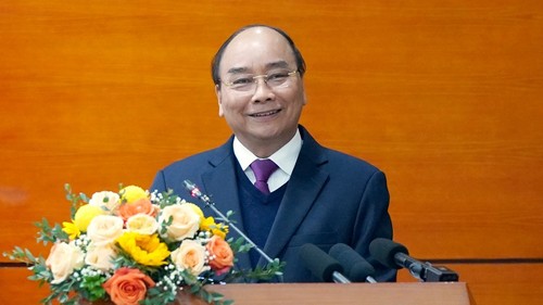 Premierminister Nguyen Xuan Phuc: Landwirtschaft soll die wichtigste Wirtschaftsbranche sein - ảnh 1