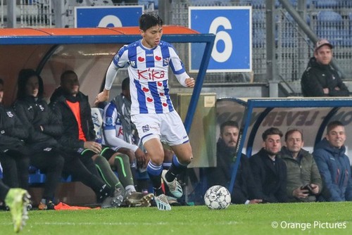 Trainer von Heerenveen: Van Hau verbessert seine Fremsprache  - ảnh 1