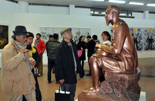 Start von großen Kunstwettbewerben - ảnh 1