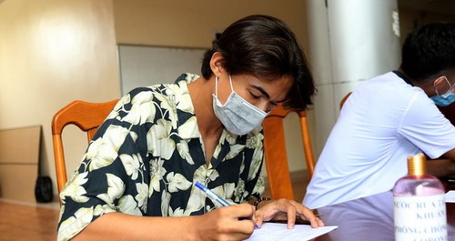 SARS-CoV-2-Tests für Mitglieder der U22-Fußballnationalmannschaft - ảnh 1