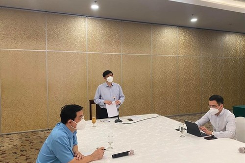 Gesundheitsministerium fordert Provinzen zur Vorbereitung für Szenarien auf höherer Stufe auf - ảnh 1