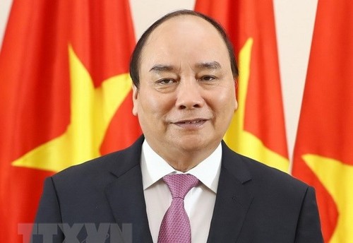 Singapur-Besuch von Staatspräsident Nguyen Xuan Phuc zeigt enge bilaterale Zusammenarbeit - ảnh 1