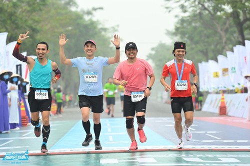 Start des virtuellen Rennens „Für die Gesundheit der Bevölkerung“ - ảnh 1