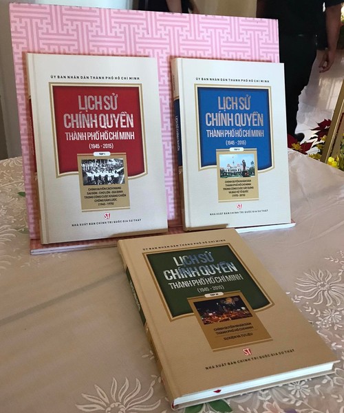 Veröffentlichung der Buchserie “Die Geschichte der Verwaltung von Ho-Chi-Minh-Stadt” - ảnh 1