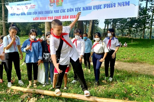 Kulturfesttag der Kinder der ethnischen Minderheiten im Süden - ảnh 1
