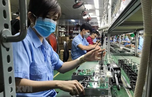 2022 zieht Vietnam Auslandsinvestition im Wert von mehr als 27,7 Milliarden US-Dollar an - ảnh 1