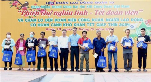 Start des Festtags der Arbeitnehmer zum Neujahrsfest Tet - ảnh 1