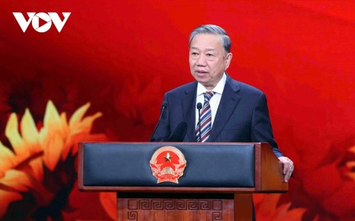 KPV-Generalsekretär To Lam: Aufbau der professionellen lokalen Polizei - ảnh 1