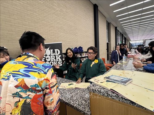 Das vietnamesische Neujahrsfest Tet in den USA zum Thema „Ao Dai und Kochkunst“ - ảnh 1