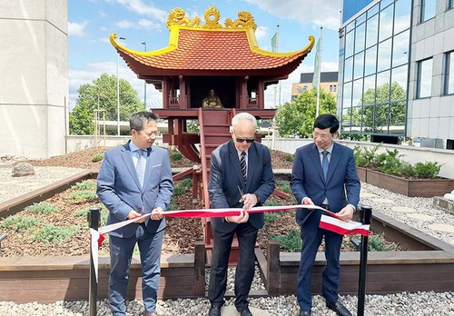 Eröffnung des Vietnamesischen Gartens im Asien-Pazifik-Museum in Polen - ảnh 1