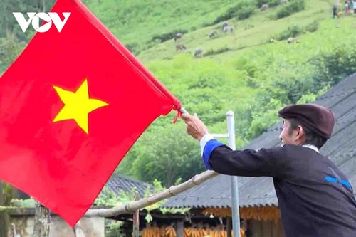 Bewohner in Lai Chau feiern das Unabhängigkeitsfest - ảnh 1