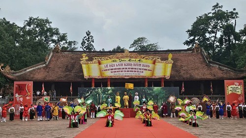 Eröffnung des Lam-Kinh-Festes 2025 - ảnh 1