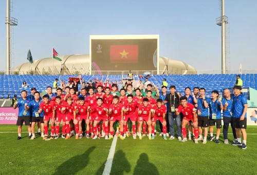 Internationale Medien sind beeindruckt vom ersten Auftritt der vietnamesischen U23-Mannschaft - ảnh 1
