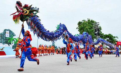 2012年下龙狂欢节开幕 - ảnh 1