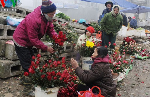 Sapa in freezing cold weather - ảnh 7