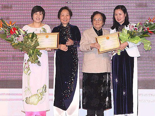 Landesweit Veranstaltungen zum internationalen Frauentag  - ảnh 1