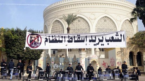 Ägyptens Armee darf Zivilisten festnehmen - ảnh 1