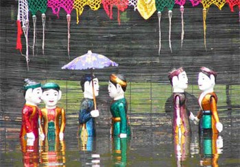 Wasserpuppentheater in der nordvietnamesischen Provinz Nam Dinh - ảnh 1