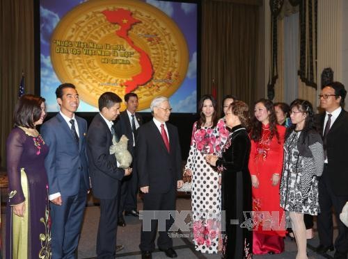 KPV-Generalsekretär Nguyen Phu Trong trifft Vietnamesen in den USA - ảnh 1