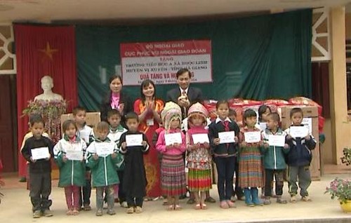 Außenangelegenheiten tragen zur Entwicklung von Ha Giang bei - ảnh 1