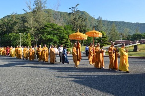 Gedenkfeier für gefallene Soldaten auf Con Dao - ảnh 1