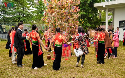 Kulturraum des Nordwestens im Ethnologischen Museum erleben - ảnh 1