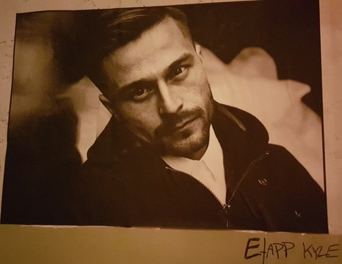 Fotosausstellung „Rudel II“ des deutschen Fotografen Sven Marquardt in Hanoi - ảnh 1