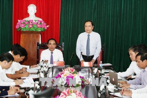 Vorsitzender der Vaterländischen Front Vietnams besucht Tuyen Quang - ảnh 1