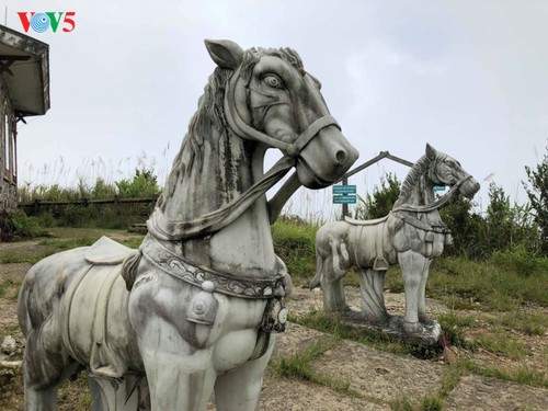 Bach Ma-Gipfel im Herbst - ảnh 5