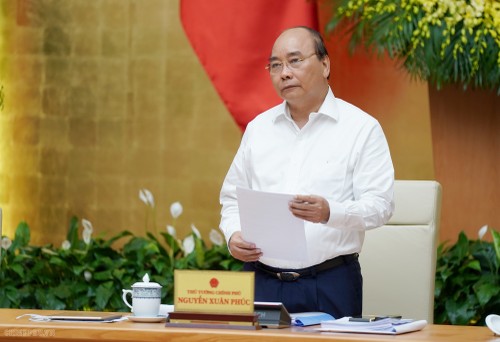 Premierminister Nguyen Xuan Phuc: Die Sozialwirtschaftslage ist positiv - ảnh 1