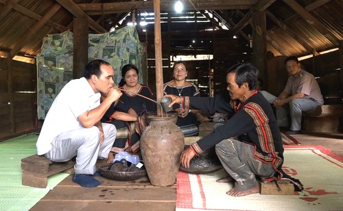 Reime der Volksgruppe Ede im modernen Leben erhalten - ảnh 2