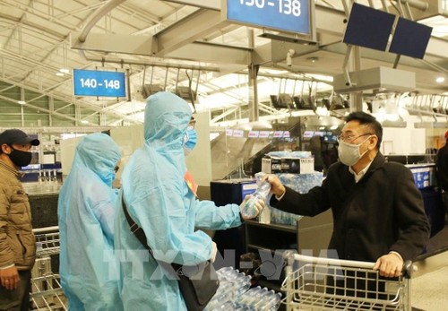 Rückholflug für 280 vietnamesische Staatsbürger aus Deutschland - ảnh 1