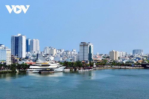 Inlandstourismus wächst wieder, Anzahl der Touristen an kommenden Feiertagen steigt - ảnh 1