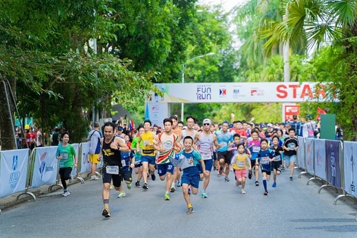 Karitative Rennwettbewerb BritCham Fun Run 2024 am 10. November - ảnh 1