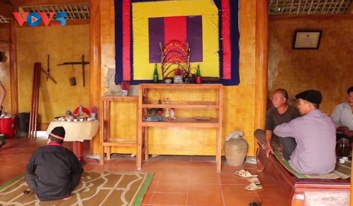 Sitten und Bräuche zum Tetfest der Pa Then in Ha Giang - ảnh 1