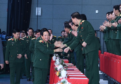 Kunstprogramm "Der Partei und dem Volk die Treue halten" - ảnh 1