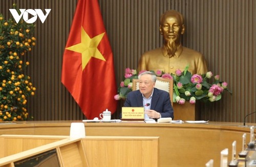 Vize-Premierminister Nguyen Hoa Binh tagt über den Entwurf eines Parlamentsbeschlusses zur Gründung von Finanzzentrum - ảnh 1