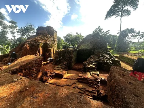 Hue veröffentlicht Ergebnisse der zweiten Ausgrabungsphase der Zwillings-türme von Lieu Coc - ảnh 1