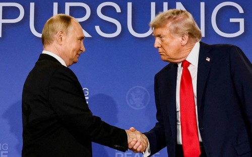Präsidenten Russlands und der USA einigen sich auf Treffen in Ungarn - ảnh 1
