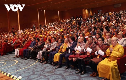 Vietnam begleitet die internationale buddhistische Gemeinschaft für Frieden und Entwicklung - ảnh 1