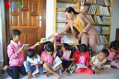 Perpustakaan kasih sayang bagi anak-anak miskin - ảnh 1