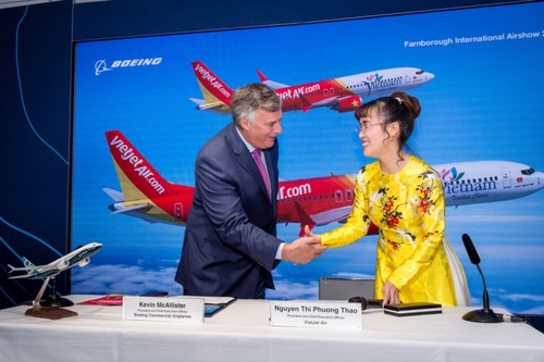 Vietjet menandatangani pembelian 100 pesawat terbang Boeing dan 50 pesawat Airbus - ảnh 1