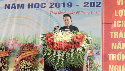 Lãnh đạo Đảng, Nhà nước dự khai giảng năm học mới tại các địa phương - ảnh 2