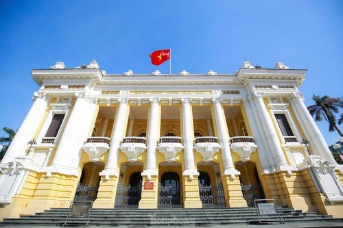 Tempat-Tempat Sejarah yang Berkaitan dengan Hari Pembebasan Ibu Kota  Hanoi 10 Oktober - ảnh 8