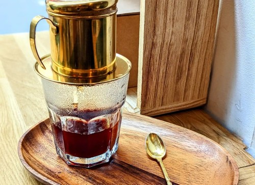 Membawa Budaya Menikmati Kopi Vietnam ke Eropa - ảnh 1